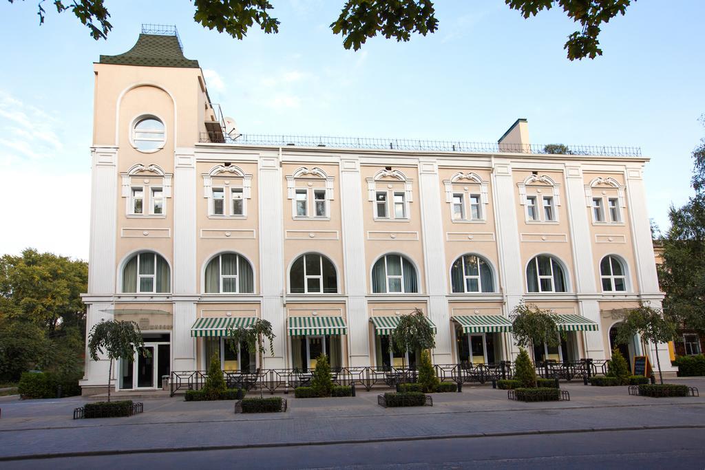 Schiller Hotel Kamjanske Eksteriør billede